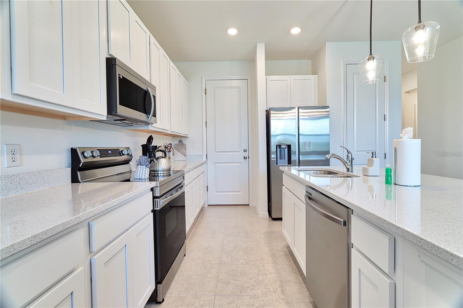 Image 3 of 30 For 832 Longboat Drive