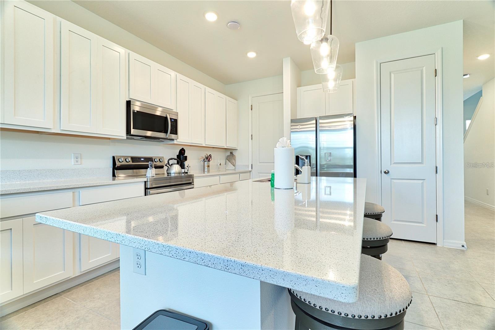 Image 4 of 30 For 832 Longboat Drive