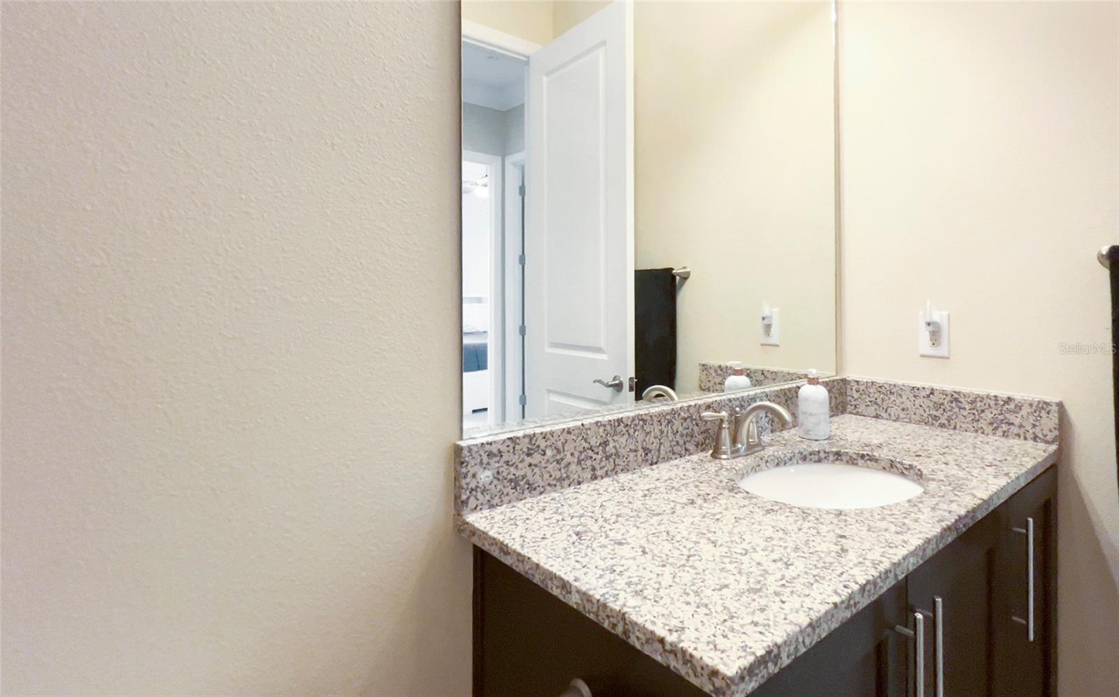 Image 32 of 49 For 13755 Benavente Avenue
