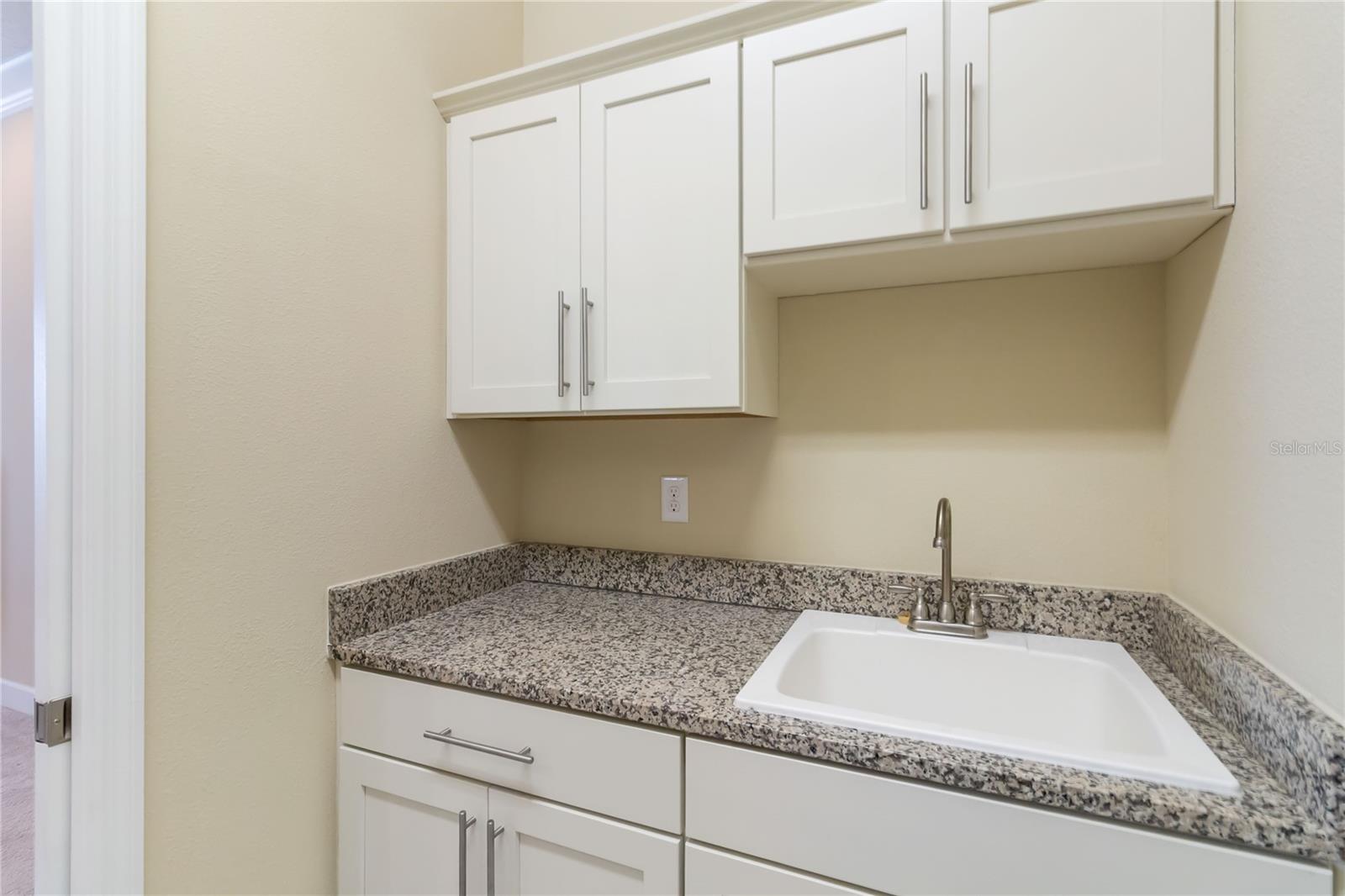 Image 33 of 49 For 13755 Benavente Avenue