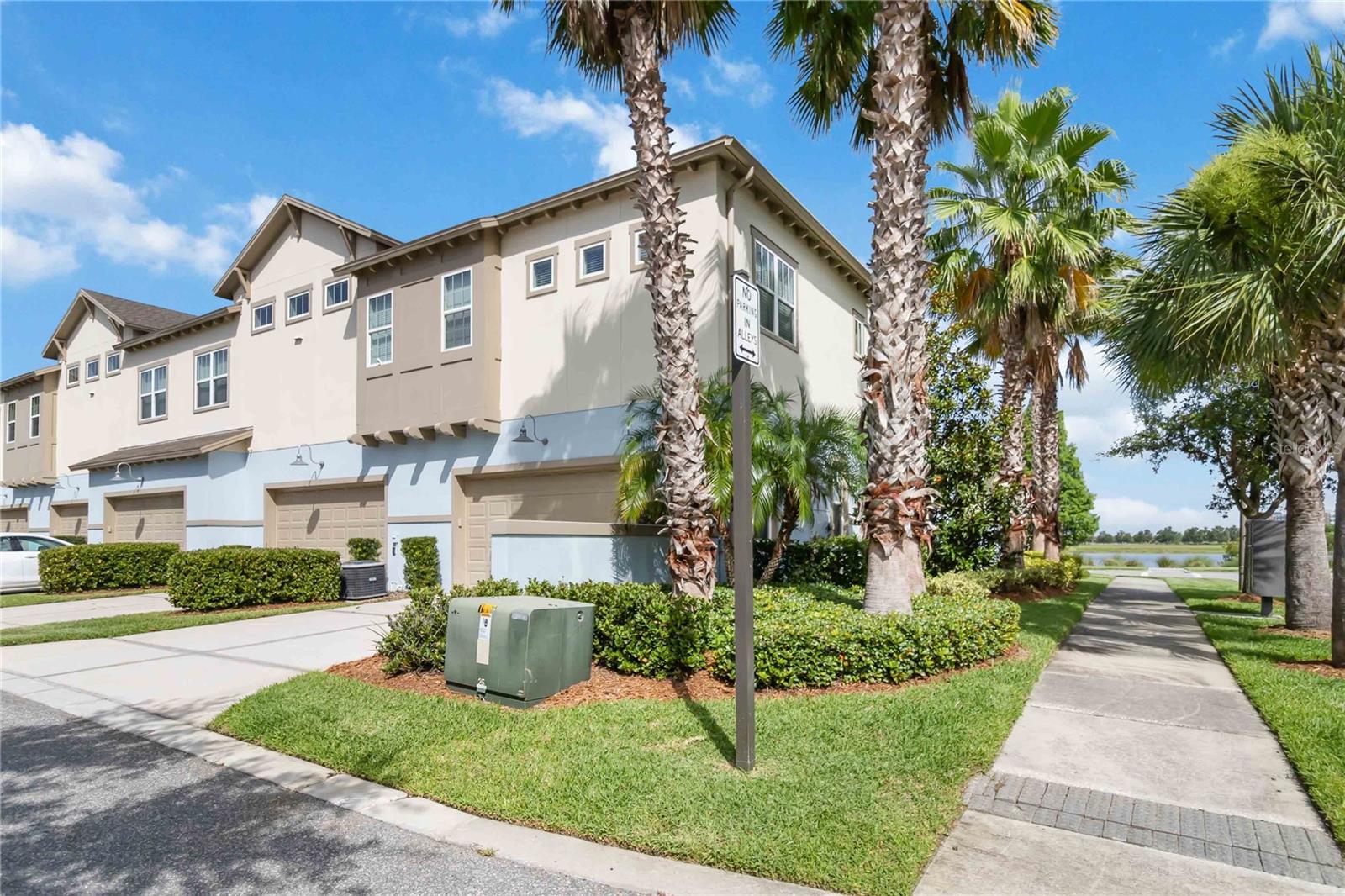 Image 42 of 49 For 13755 Benavente Avenue