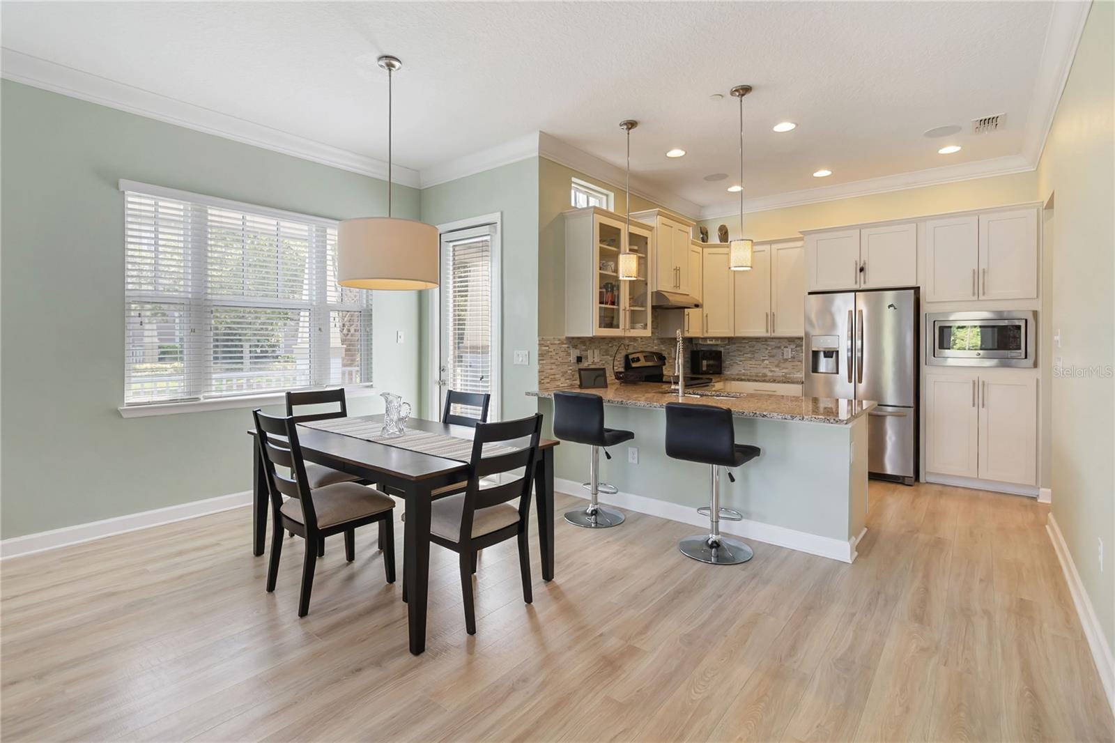 Image 8 of 49 For 13755 Benavente Avenue
