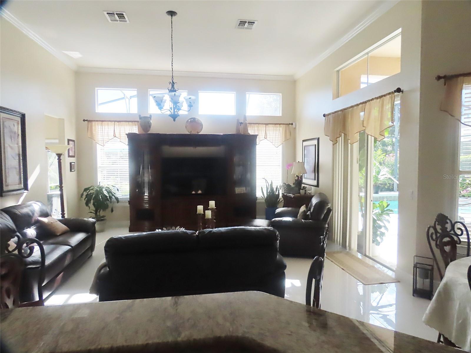 Image 14 of 32 For 2337 Emerald Rose Way