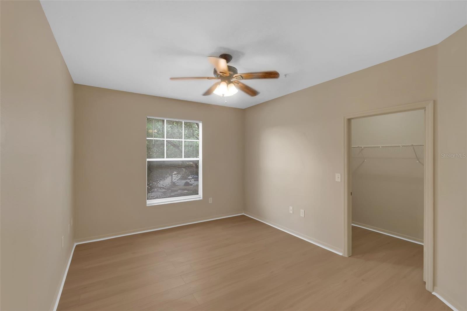 Image 15 of 53 For 5512 Metrowest Boulevard 201