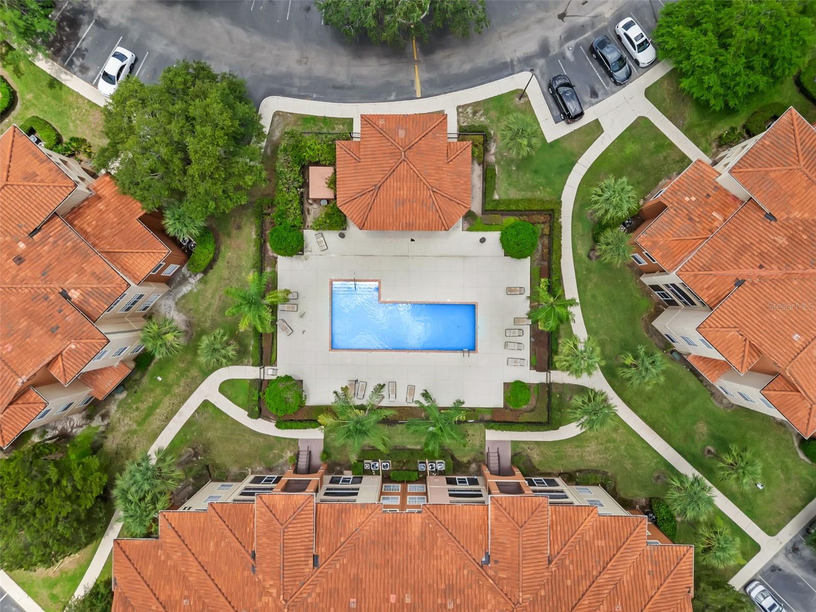 Image 32 of 53 For 5512 Metrowest Boulevard 201