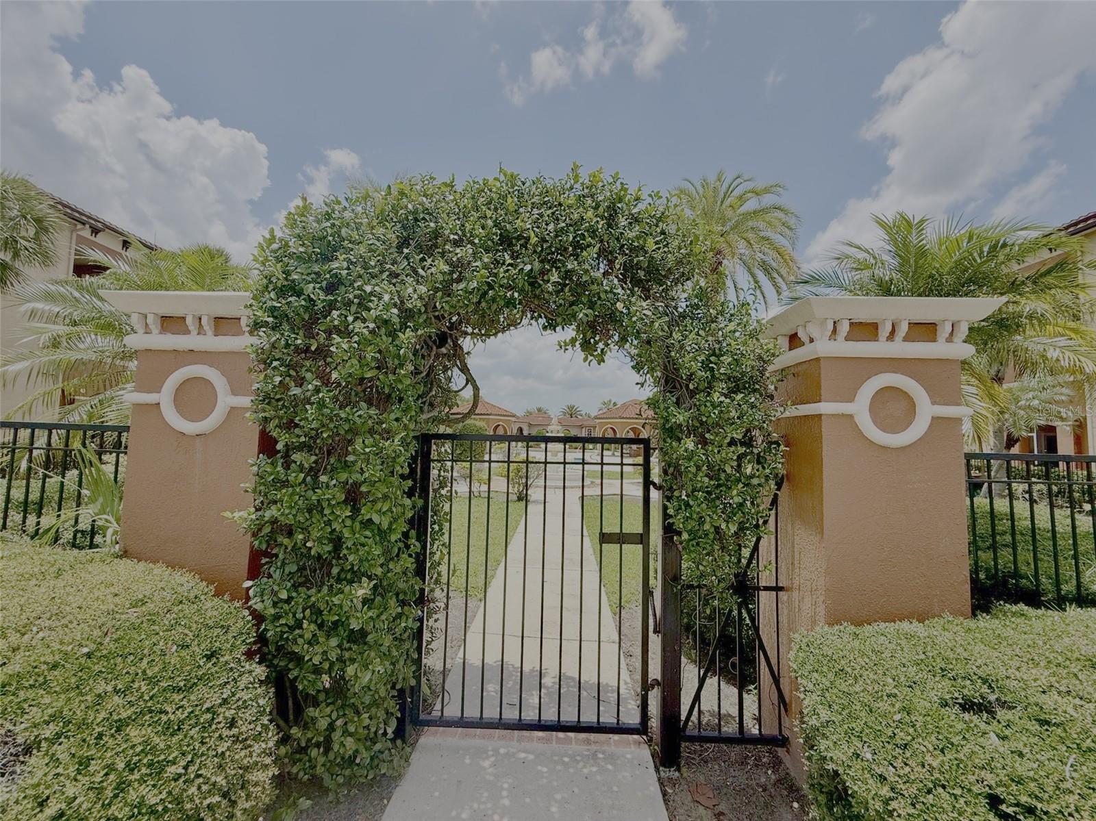 Image 41 of 53 For 5512 Metrowest Boulevard 201