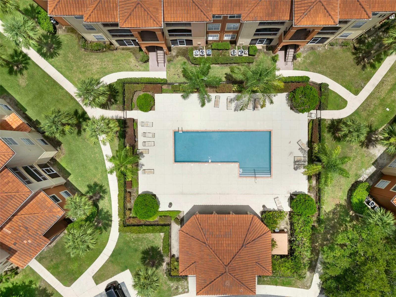 Image 51 of 53 For 5512 Metrowest Boulevard 201