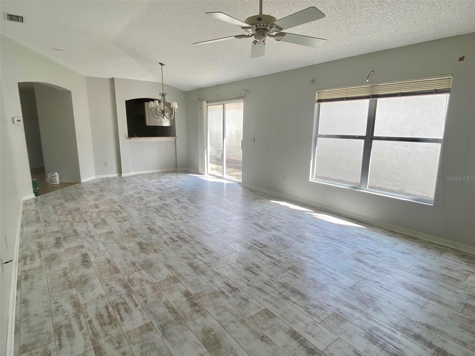 Image 6 of 24 For 1524 Conway Court