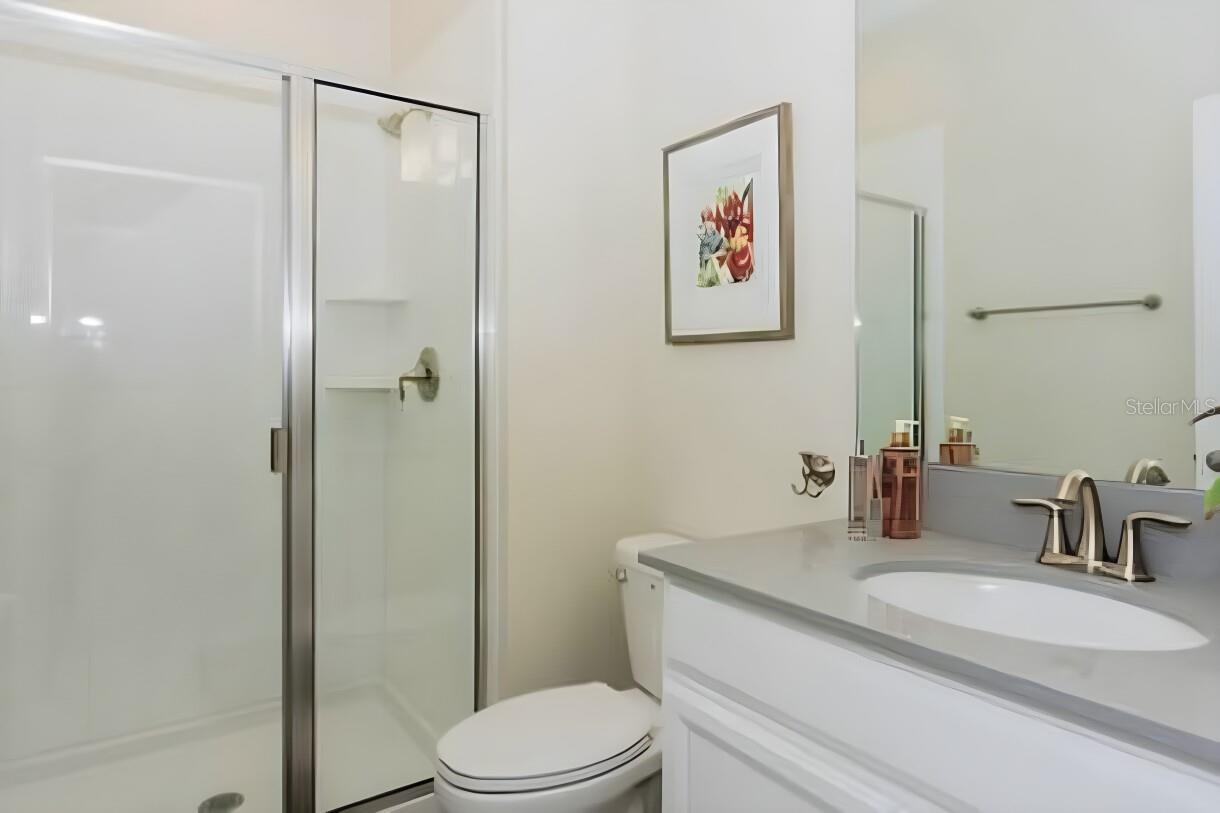 Image 19 of 29 For 4912 Windermere Avenue