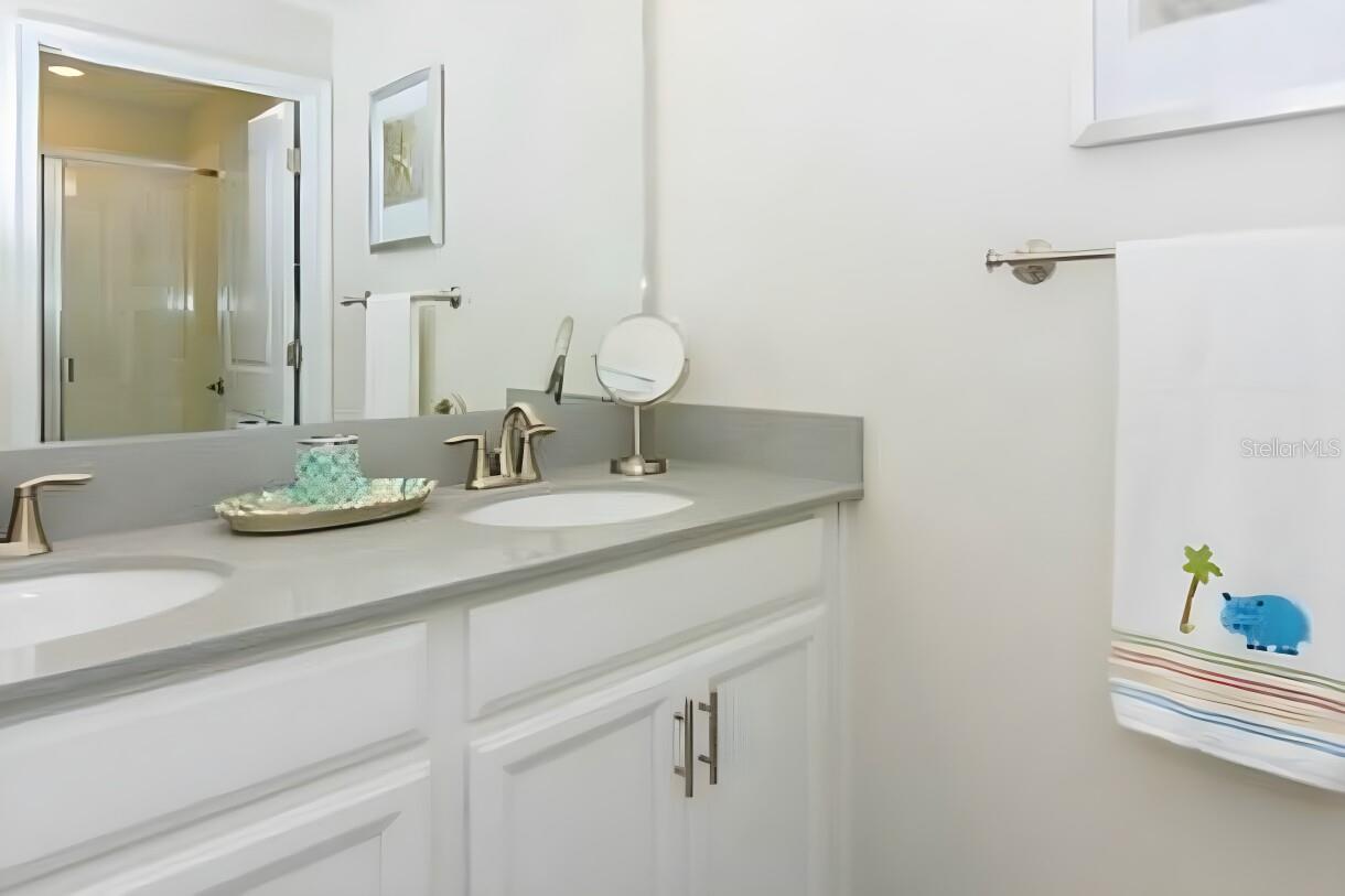 Image 22 of 29 For 4912 Windermere Avenue