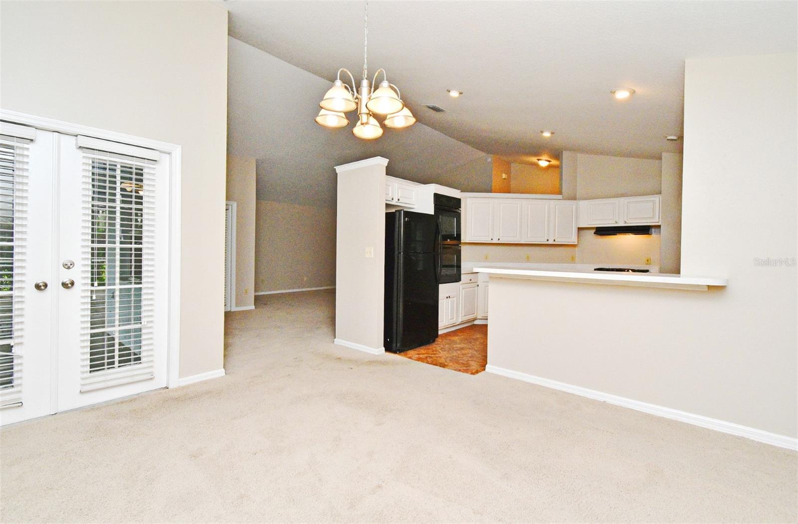 Image 19 of 34 For 33042 Lake Bend Circle