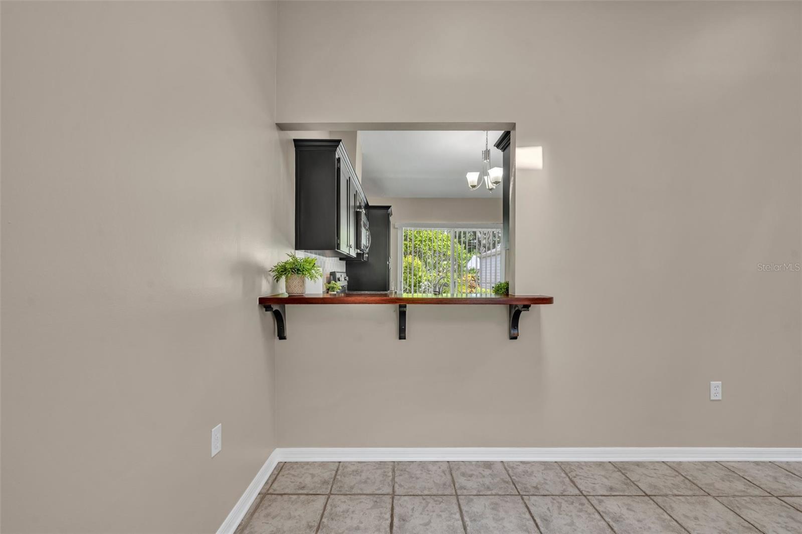 Image 8 of 22 For 463 Warrenton Road 463