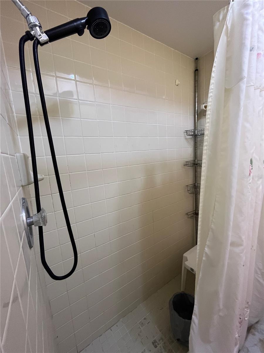 Image 11 of 24 For 2765 Montego Bay Boulevard