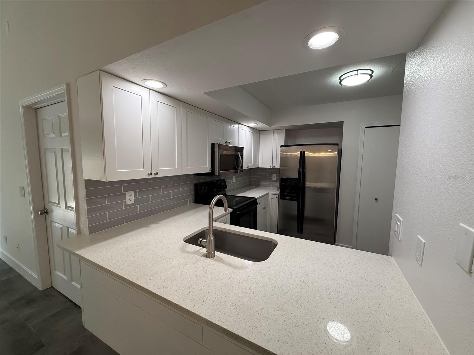 Image 10 of 34 For 7832 Virgo Street