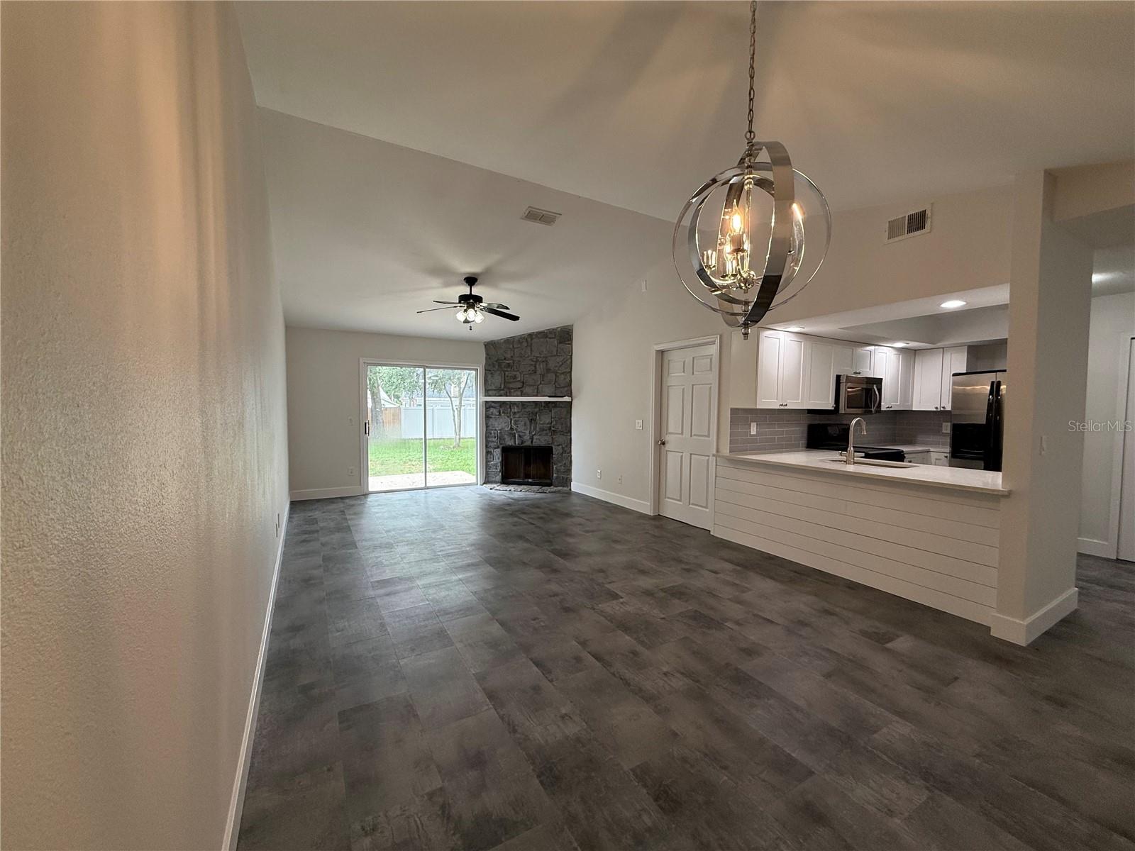 Image 6 of 34 For 7832 Virgo Street