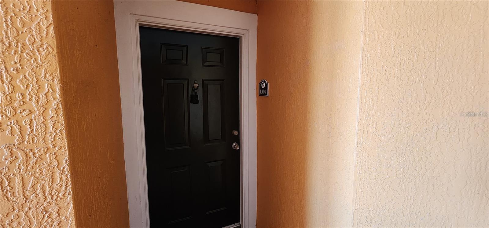 Image 5 of 15 For 5447 Vineland Road 1304