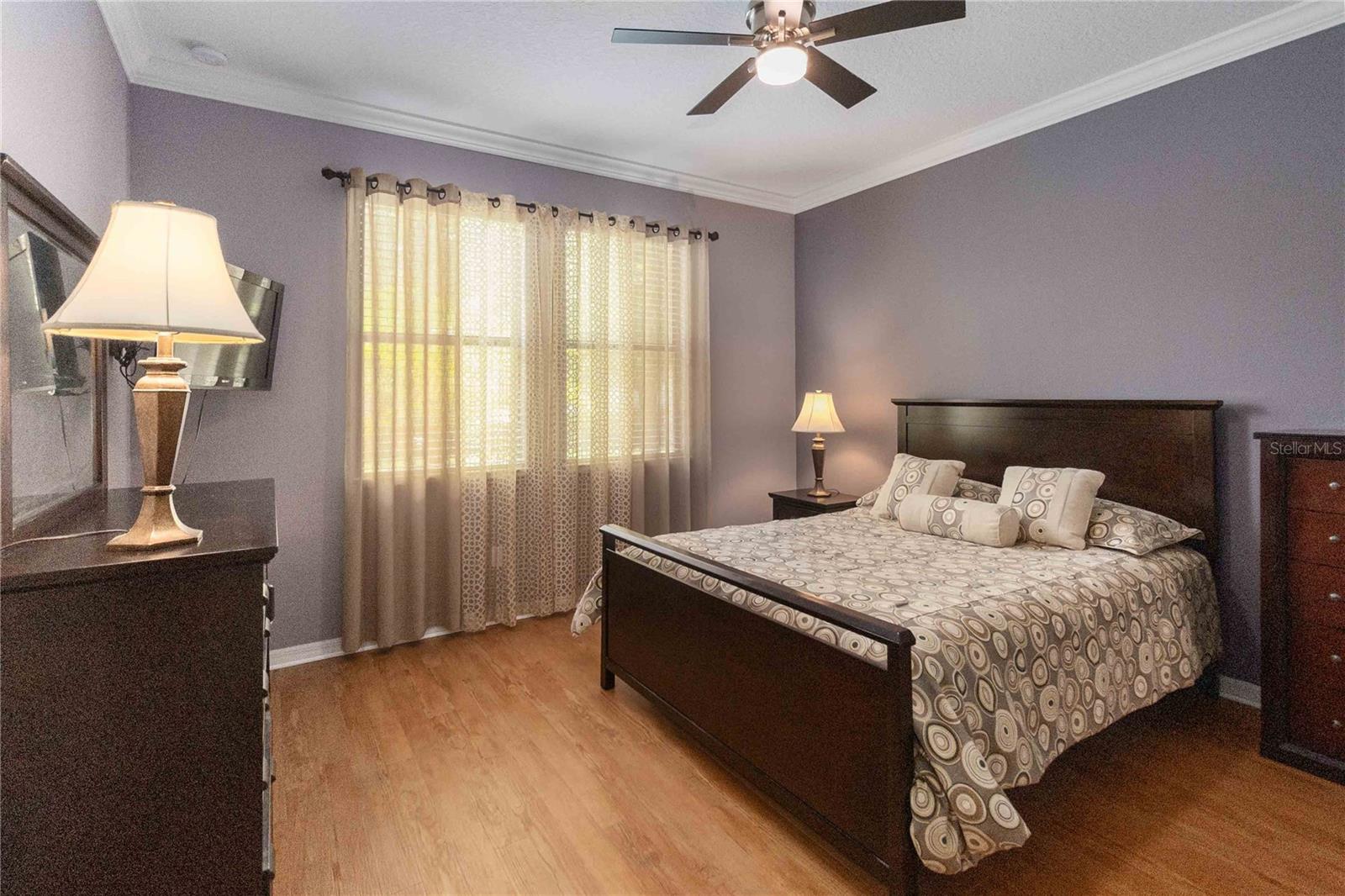Image 17 of 43 For 3637 Foxchase Drive