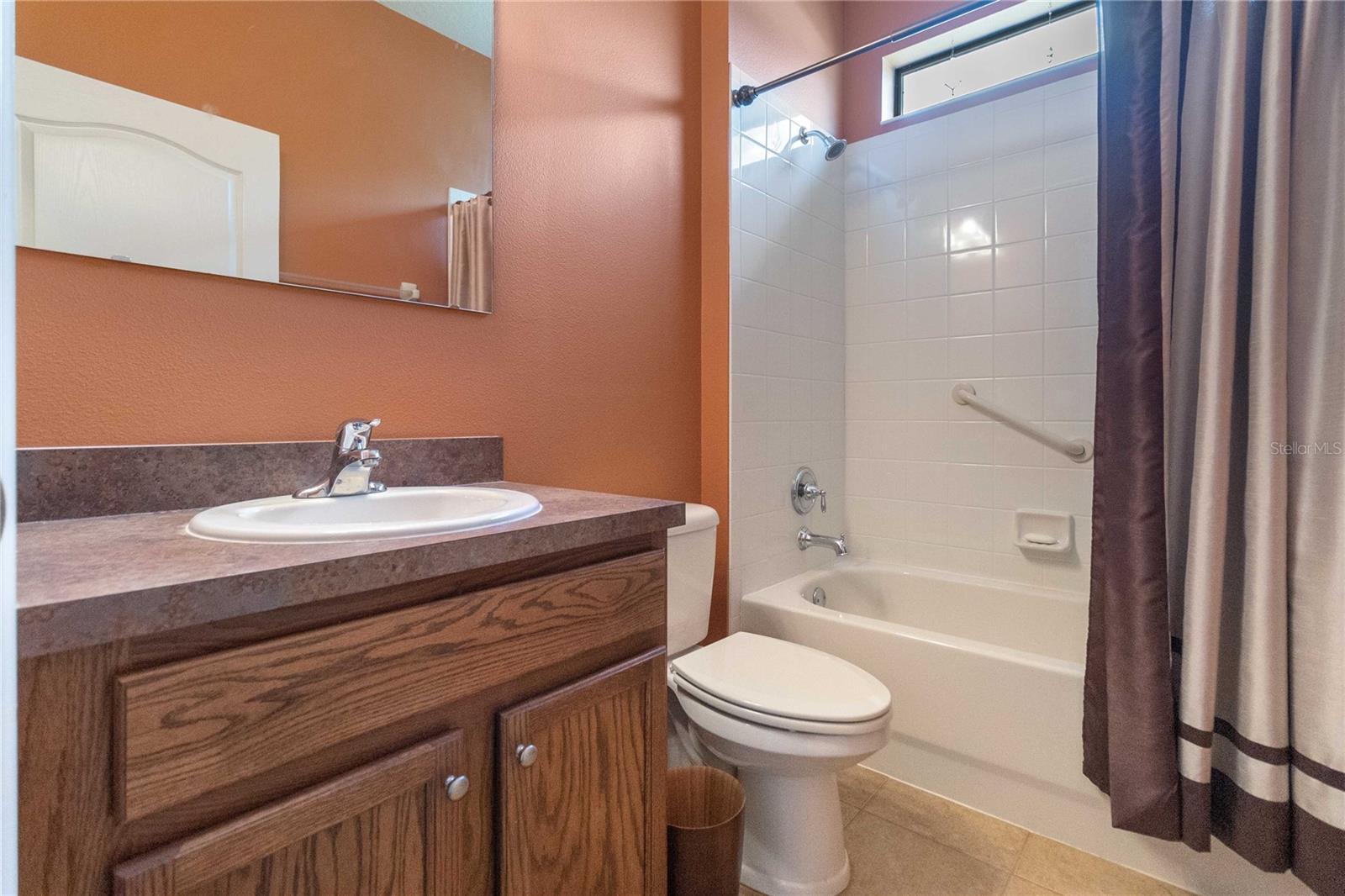 Image 24 of 43 For 3637 Foxchase Drive