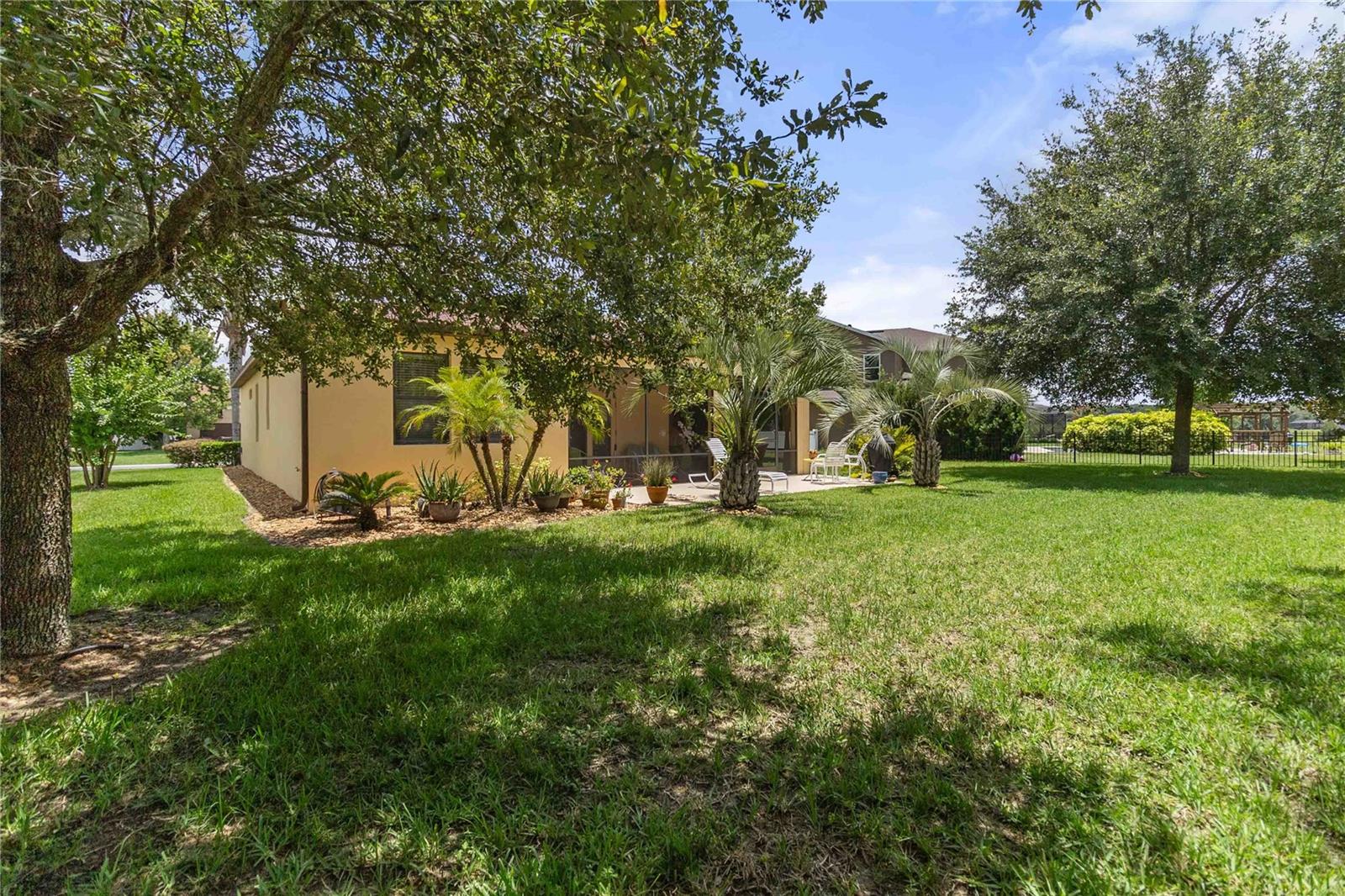 Image 29 of 43 For 3637 Foxchase Drive