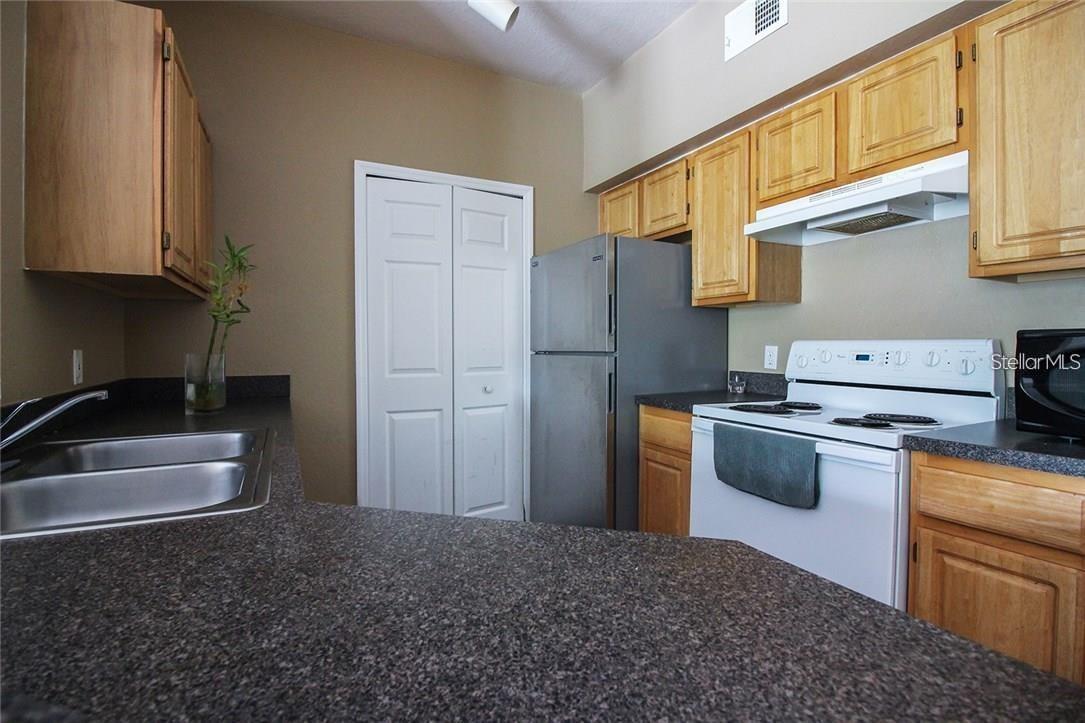 Image 6 of 15 For 6029 Westgate Drive 725