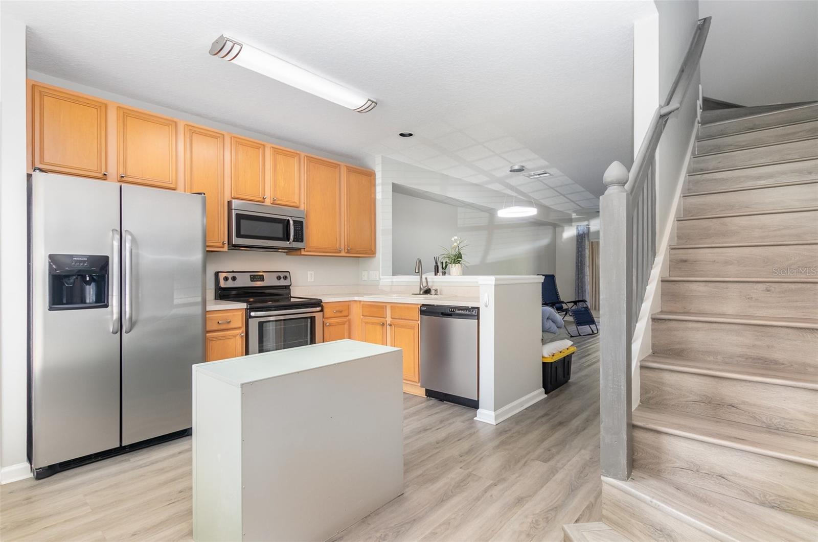Image 4 of 14 For 1178 Vineland Place