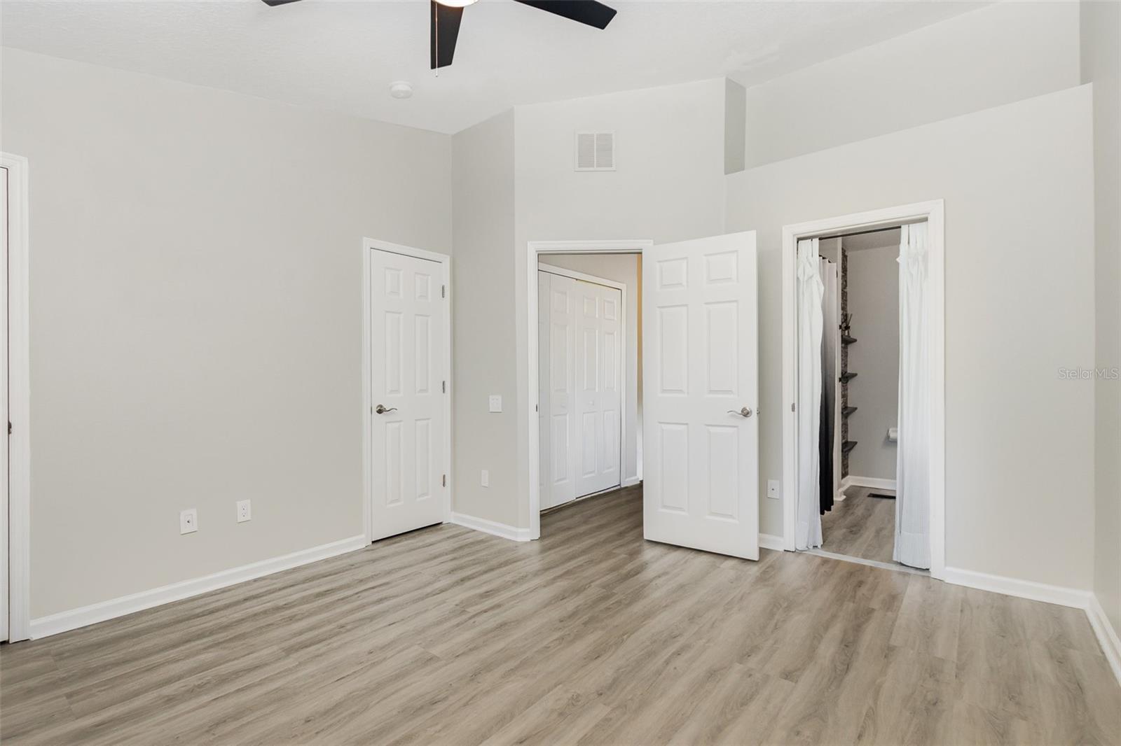 Image 7 of 14 For 1178 Vineland Place