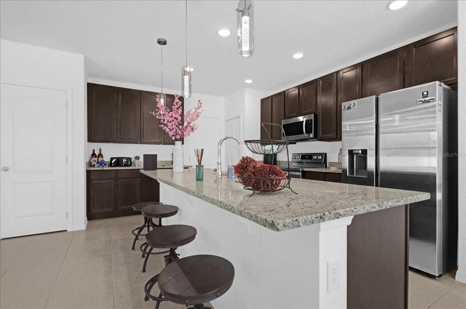 Image 5 of 27 For 4432 Desert Rose Avenue