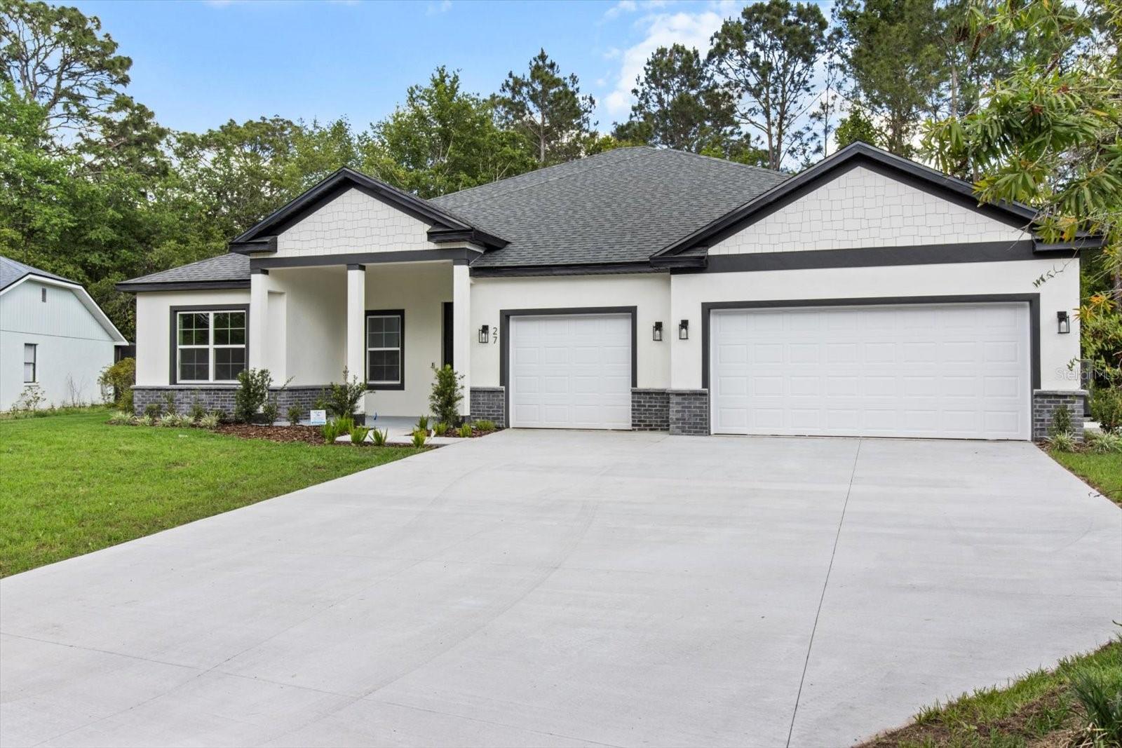 Image 3 of 53 For 27 Sycamore Court W