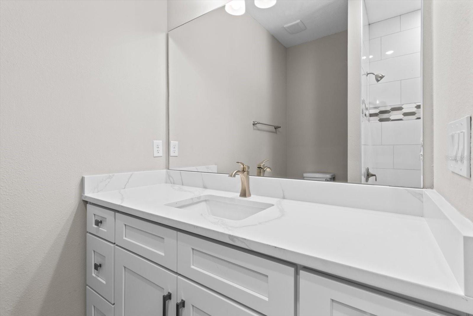 Image 9 of 53 For 27 Sycamore Court W
