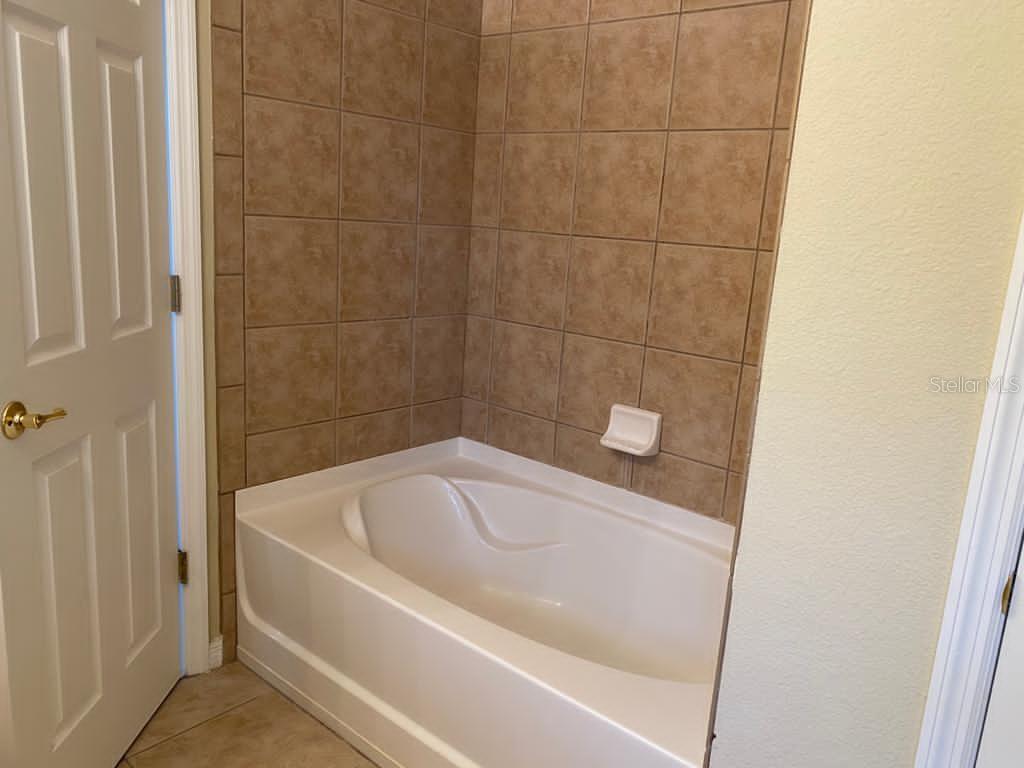Image 12 of 15 For 8461 Leeland Archer Boulevard