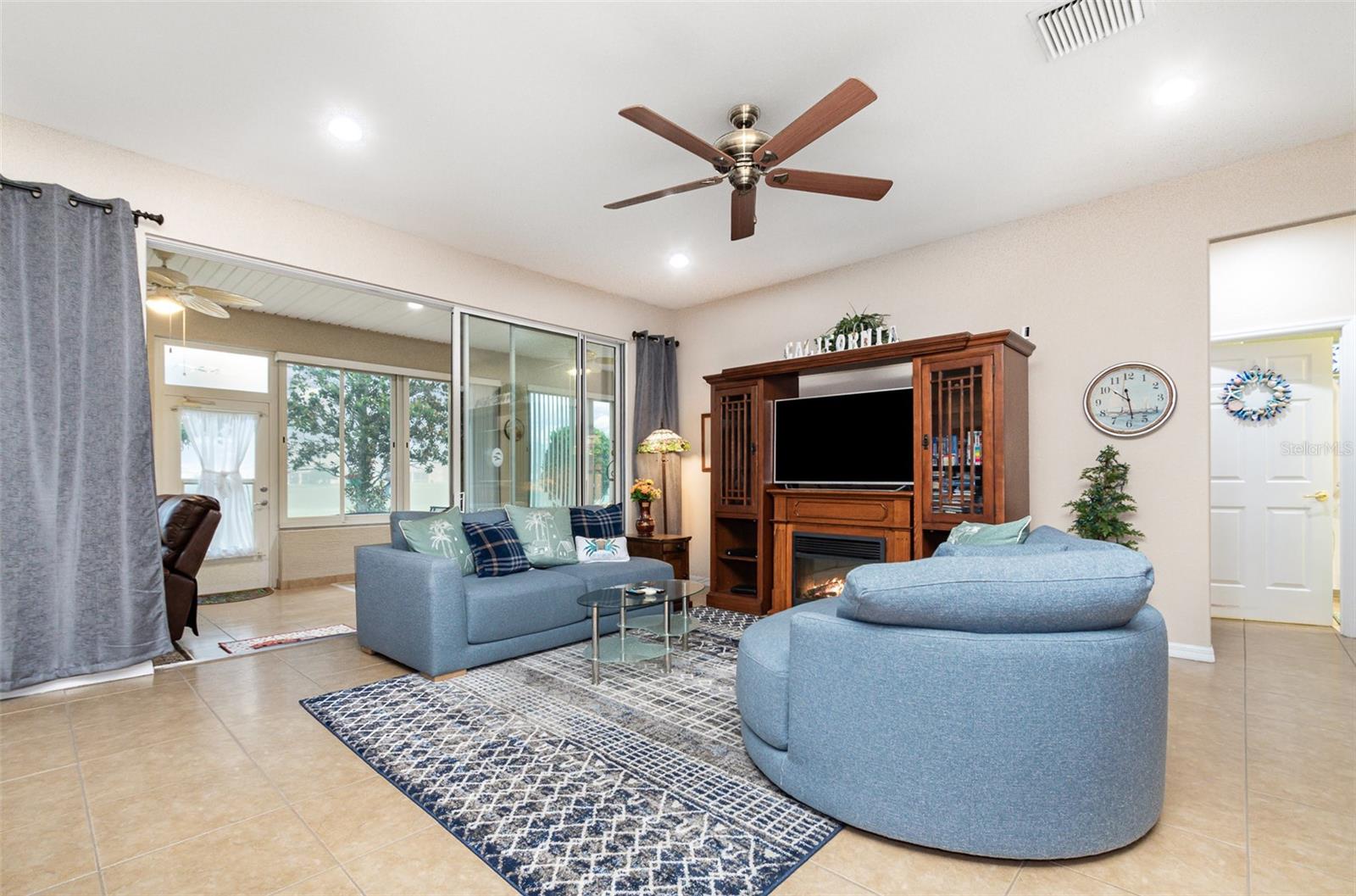 Image 6 of 36 For 8865 119th Street