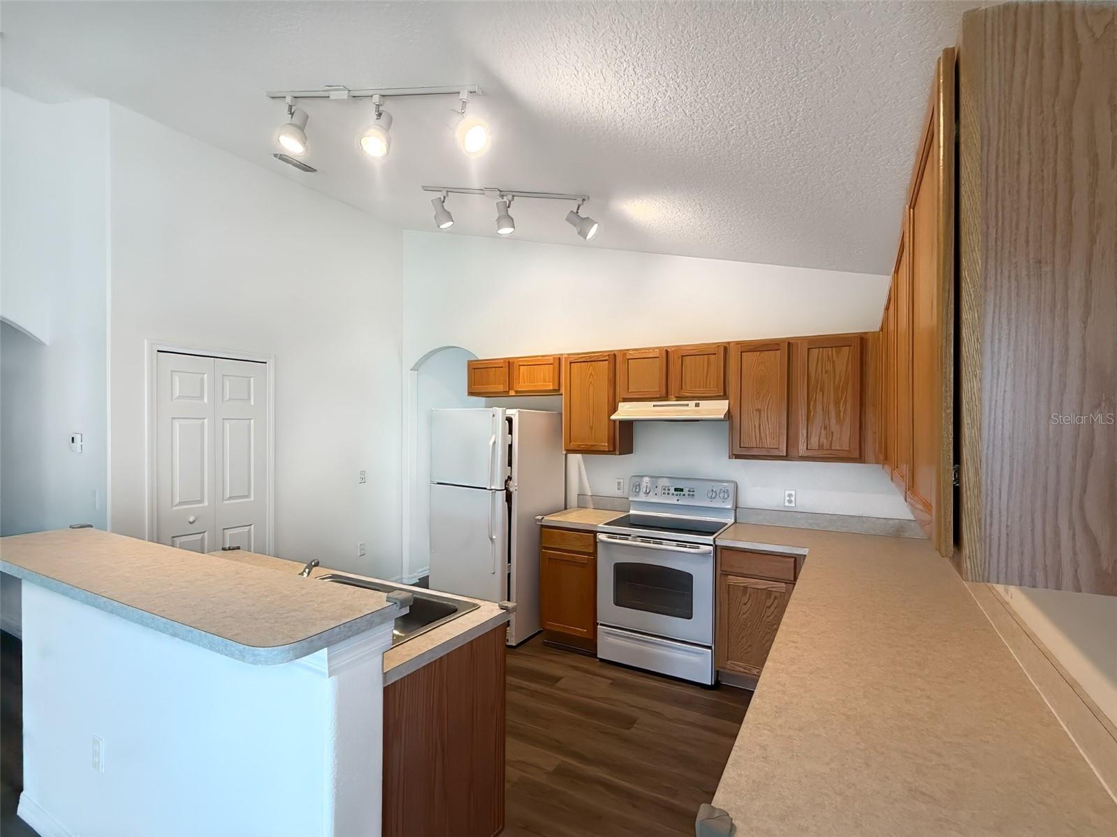 Image 3 of 16 For 129 Garberia Drive