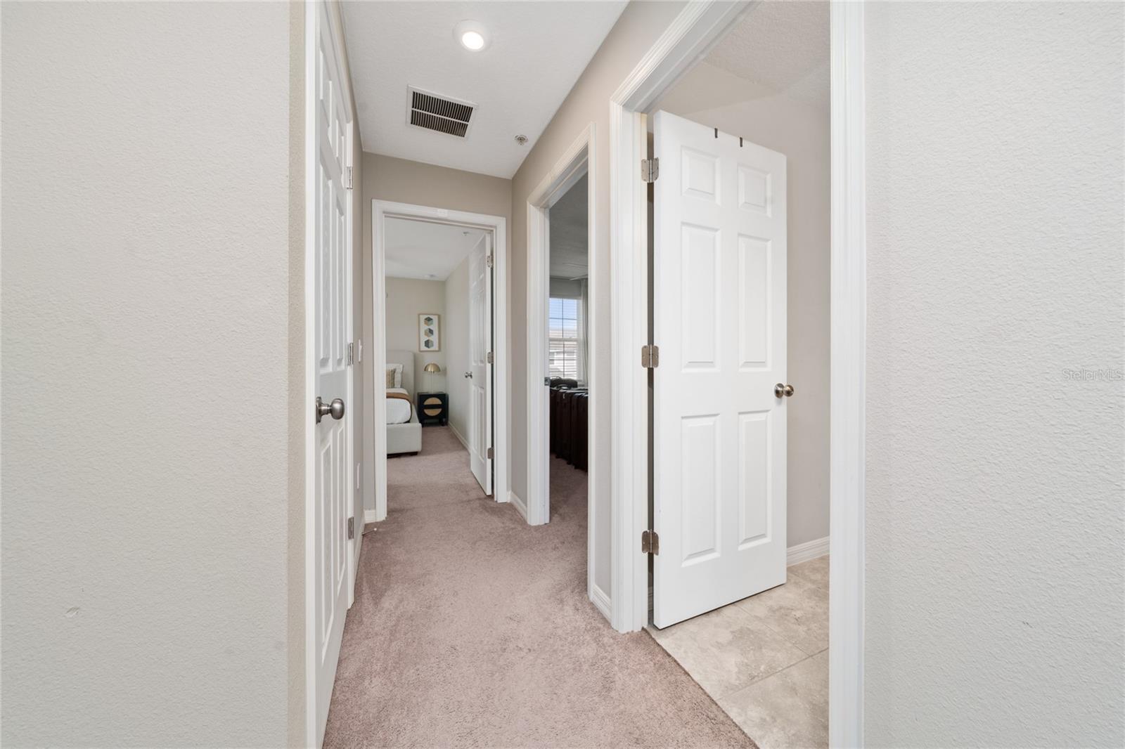 Image 18 of 31 For 10849 Wyne Tree Court