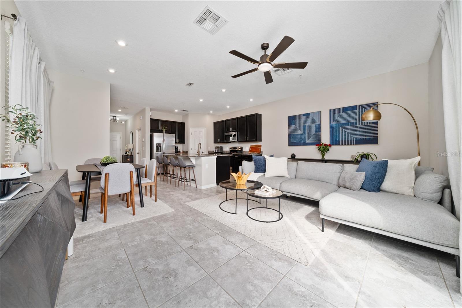 Image 6 of 31 For 10849 Wyne Tree Court