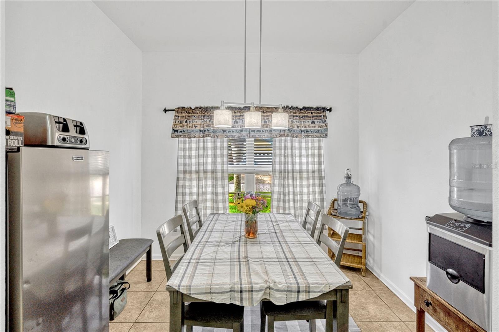 Image 12 of 34 For 8152 Fan Palm Way