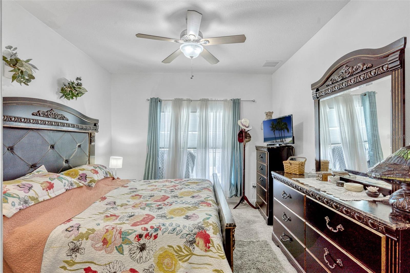 Image 16 of 34 For 8152 Fan Palm Way