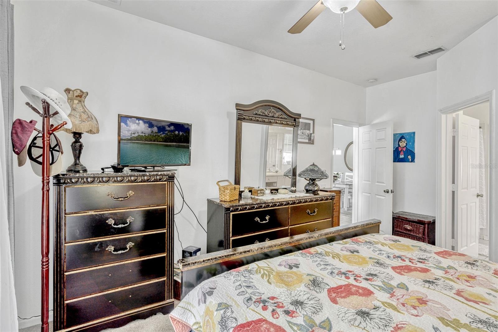 Image 17 of 34 For 8152 Fan Palm Way