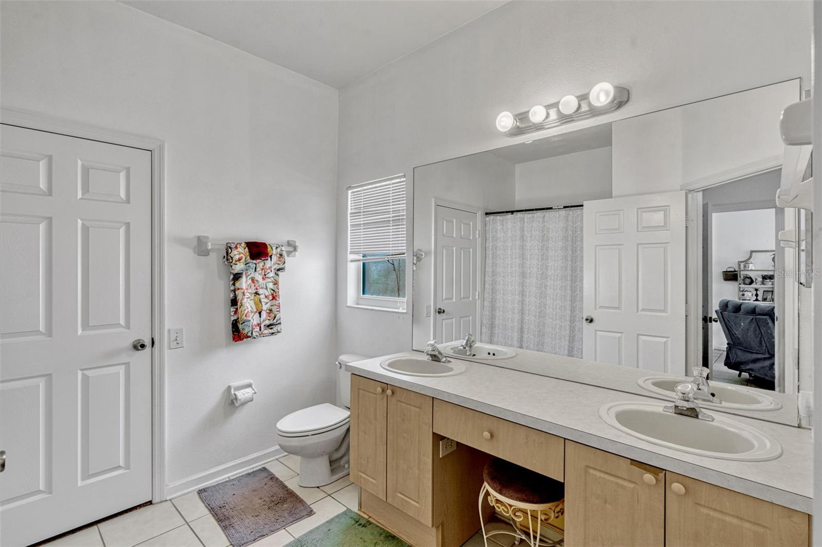 Image 20 of 34 For 8152 Fan Palm Way