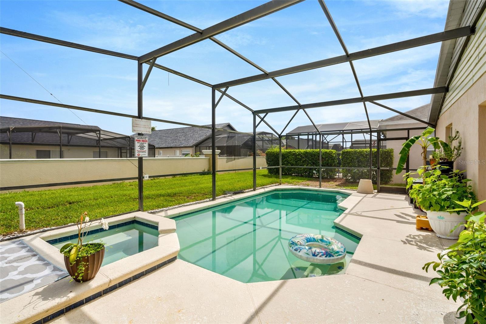 Image 23 of 34 For 8152 Fan Palm Way