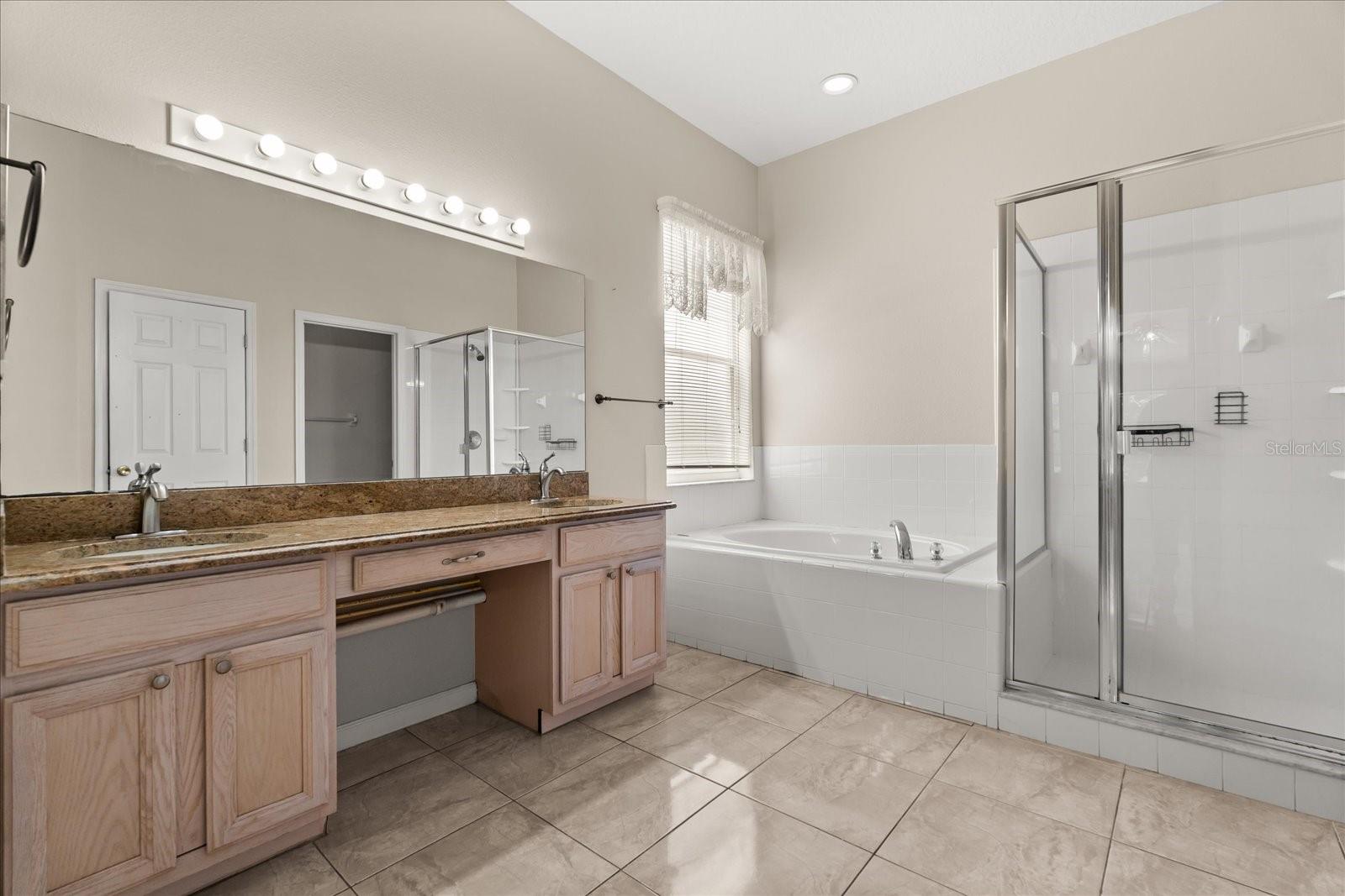 Image 11 of 21 For 5200 Sunset Canyon Drive