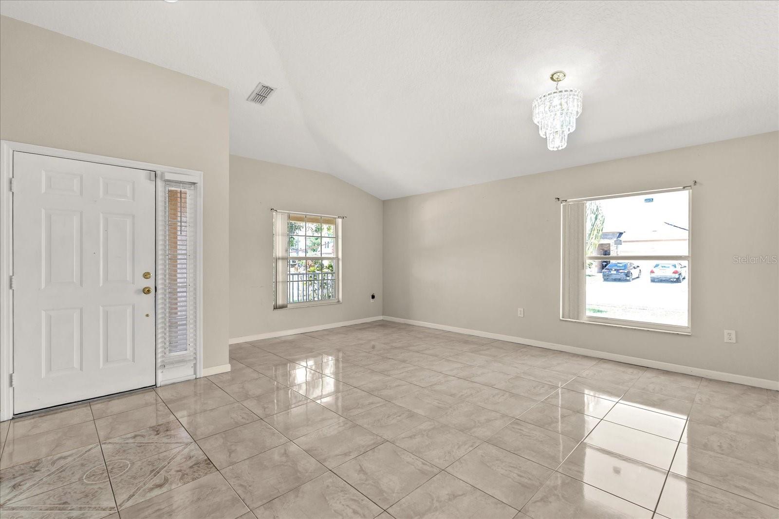Image 7 of 21 For 5200 Sunset Canyon Drive