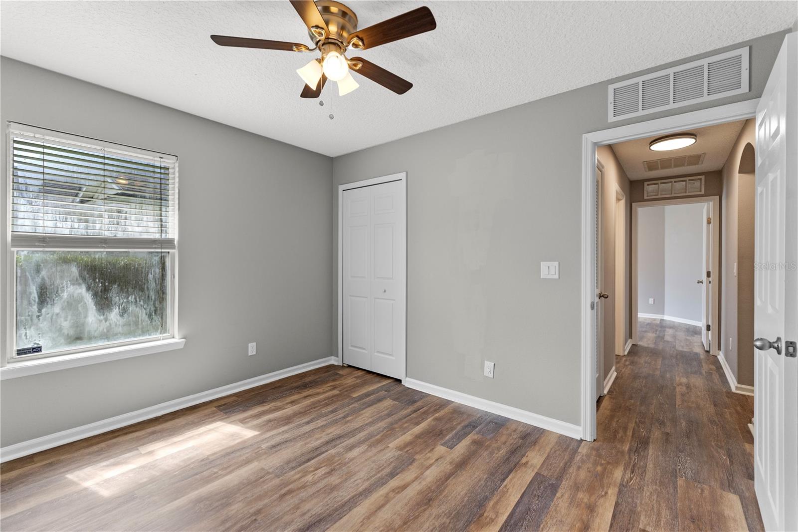 Image 16 of 37 For 1165 Carmona Place