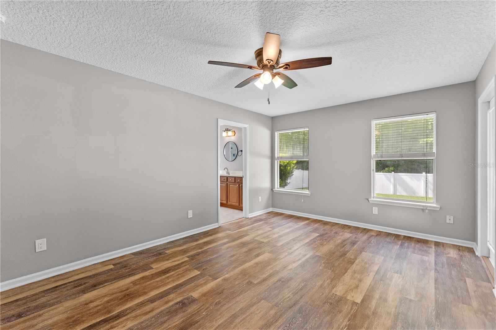 Image 21 of 37 For 1165 Carmona Place