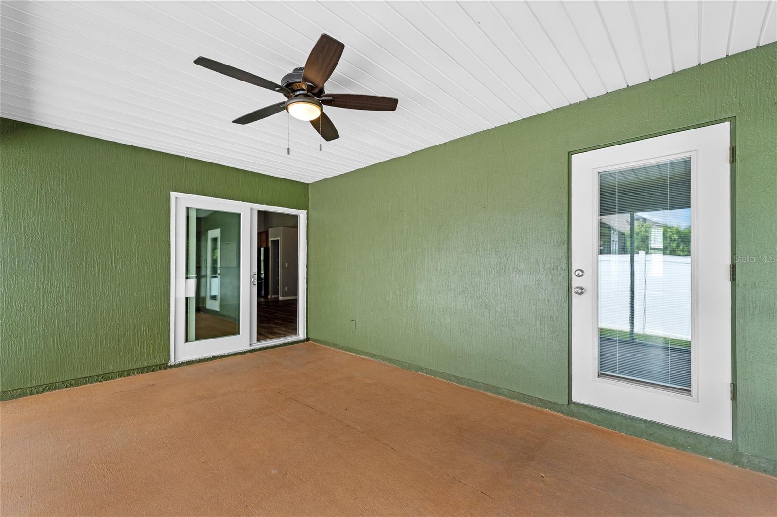 Image 27 of 37 For 1165 Carmona Place