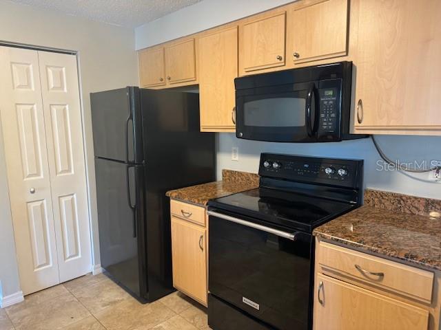 Image 5 of 15 For 10831 Windsor Walk Drive 110