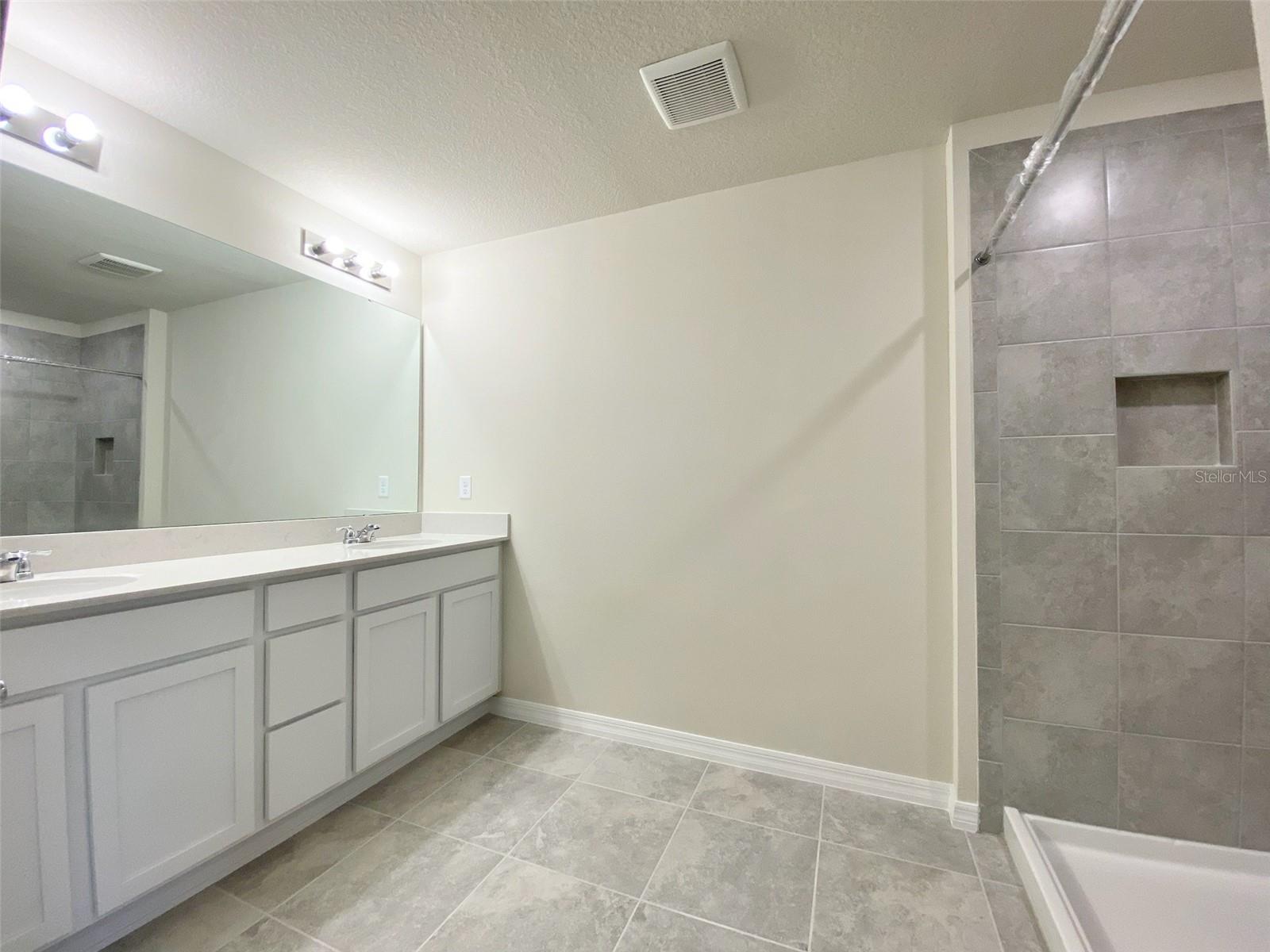 Image 10 of 16 For 4516 Sparkling Shell Avenue