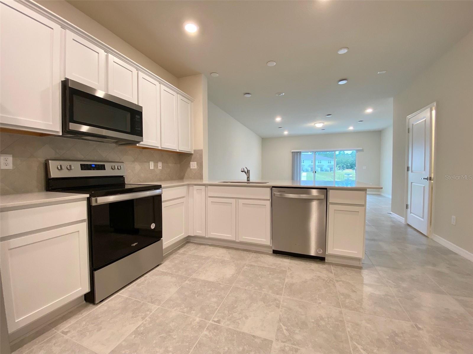 Image 3 of 16 For 4516 Sparkling Shell Avenue