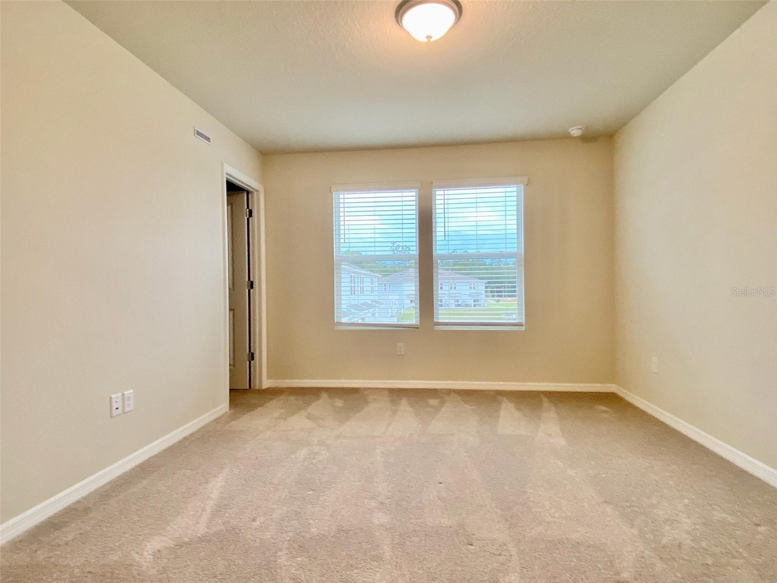 Image 7 of 16 For 4516 Sparkling Shell Avenue
