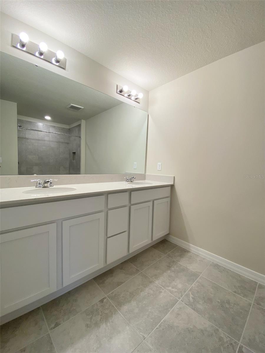 Image 9 of 16 For 4516 Sparkling Shell Avenue