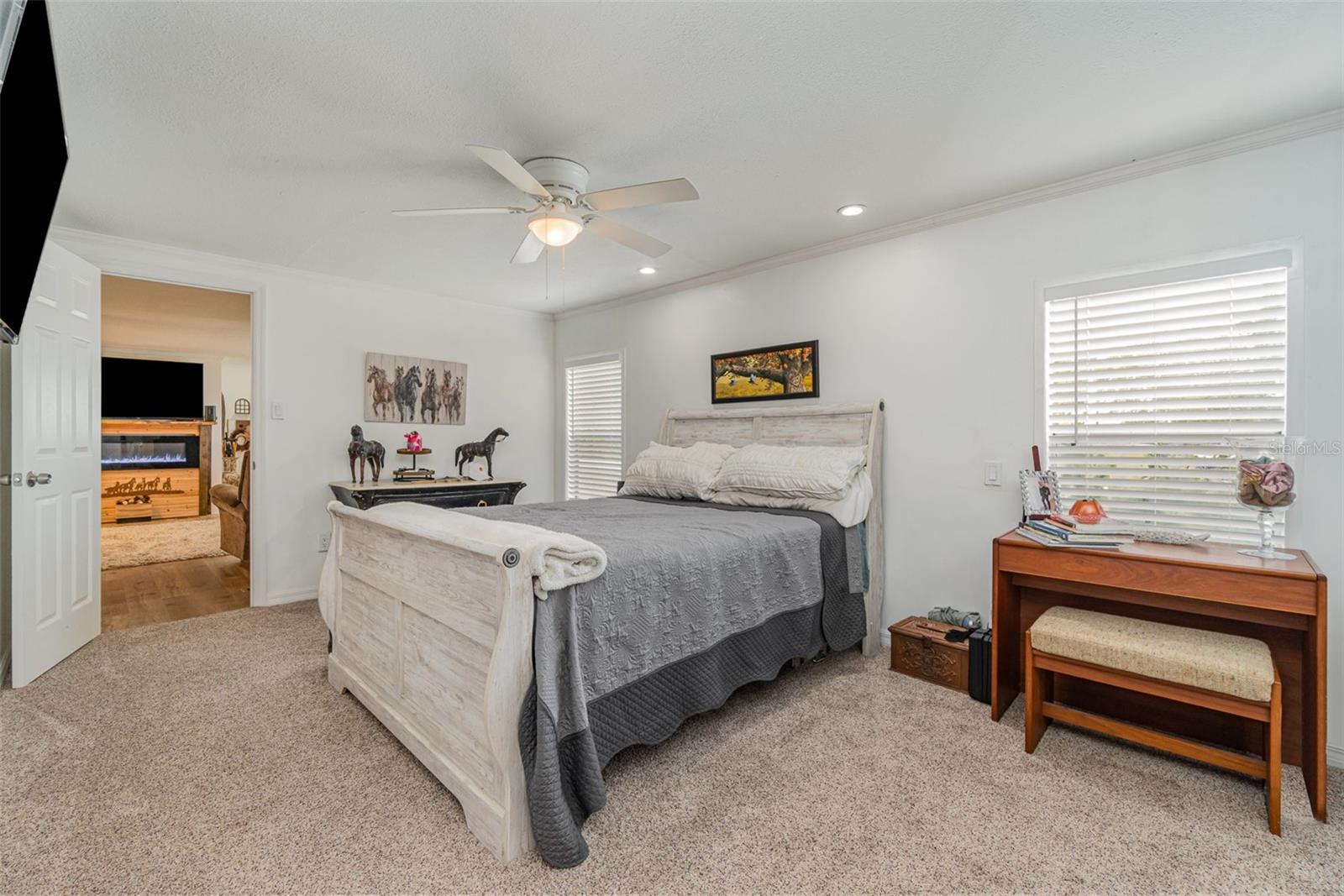 Image 16 of 27 For 1300 Riverview Drive
